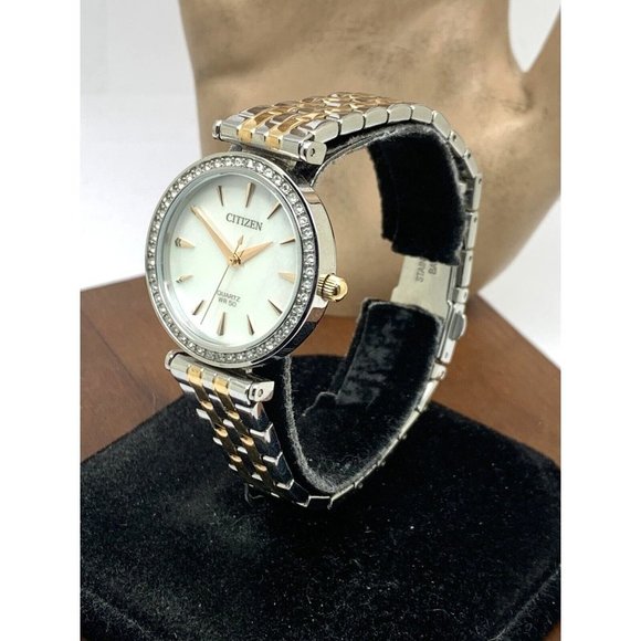 Citizen Women\'s Watch ER0216-67D Quartz White Mother of Pearl Dial Two T… main image 11